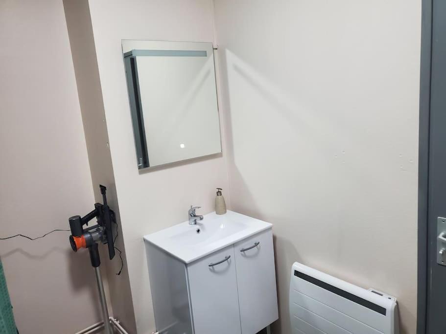 Armentières Appartement Moderne En Ville מראה חיצוני תמונה